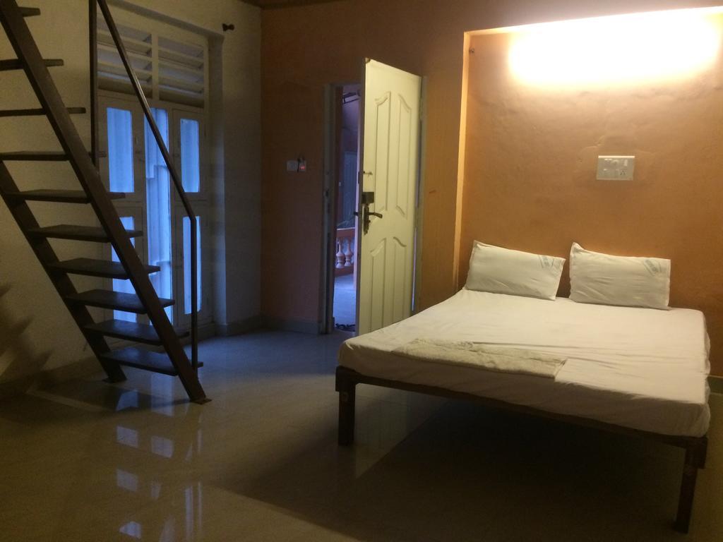 Nature Loft Hotell Pondicherry Exteriör bild
