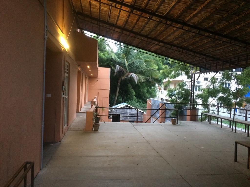 Nature Loft Hotell Pondicherry Exteriör bild